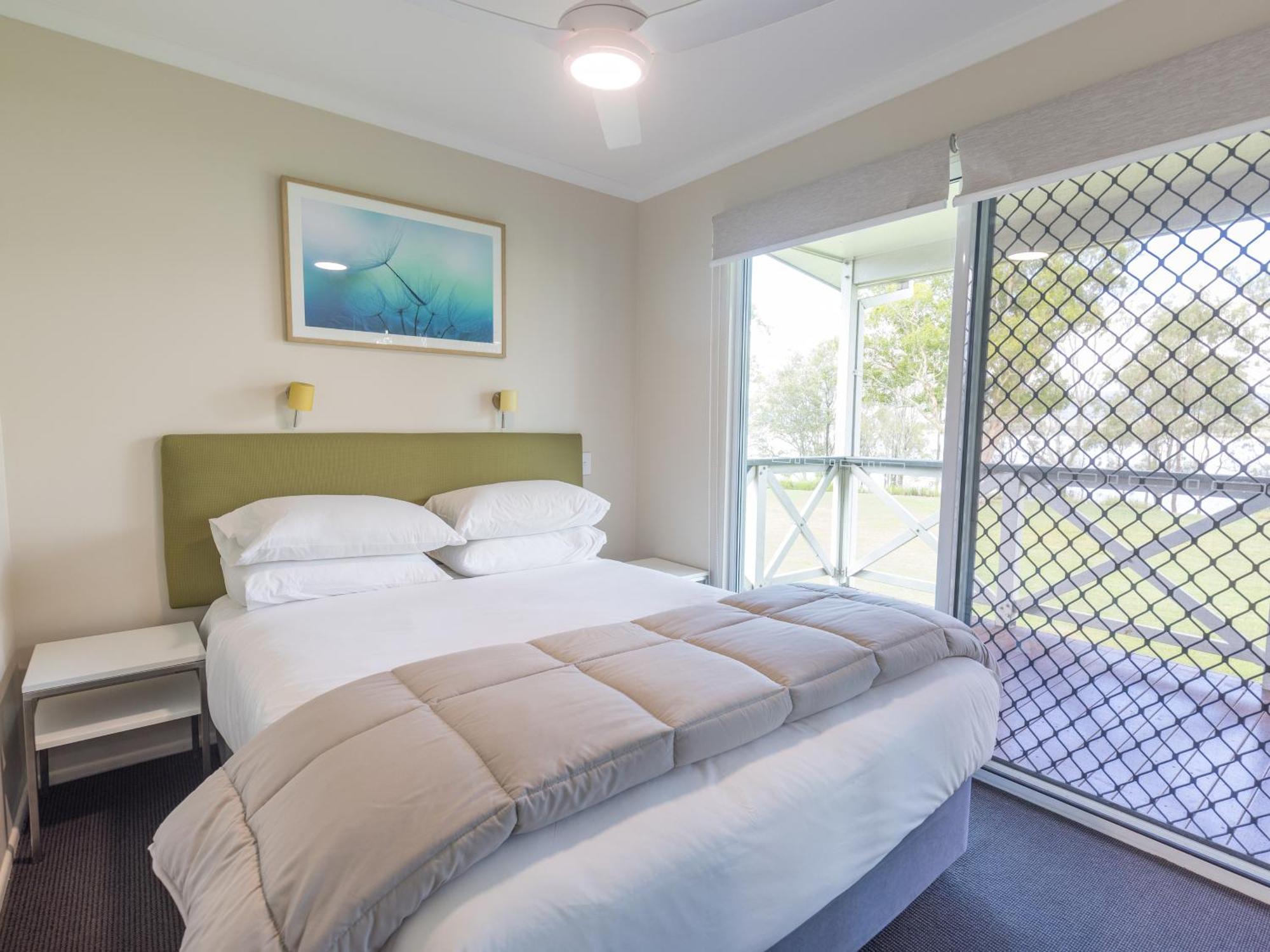 Nrma Lake Somerset Holiday Park Kilcoy Zimmer foto